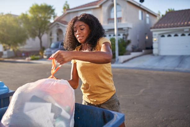 Best Professional Junk Removal  in Waynesville, MO